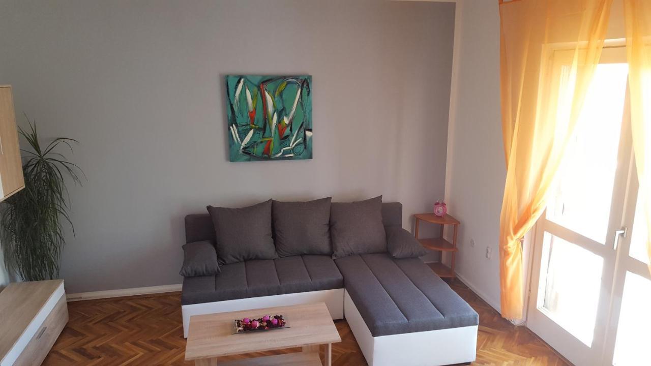 Apartman Ema 4+2 Koromacno Exterior photo