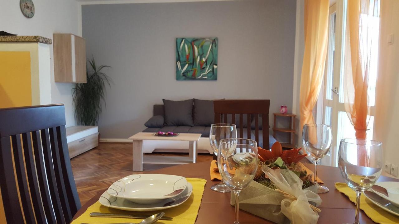 Apartman Ema 4+2 Koromacno Exterior photo